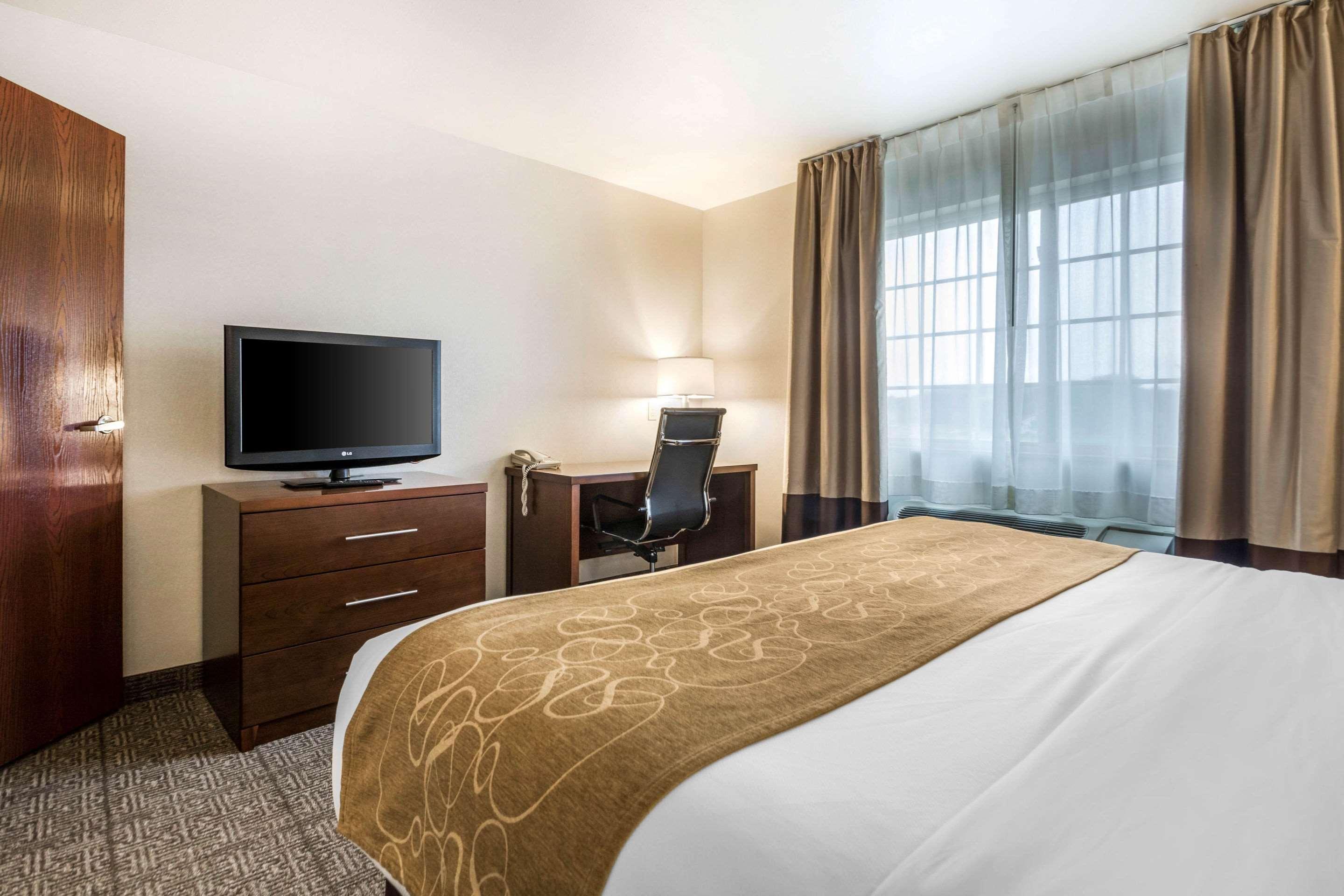 คอมฟอร์ต สวีท แอท พาร์ 4 รีสอร์ต Hotel Waupaca ภายนอก รูปภาพ
