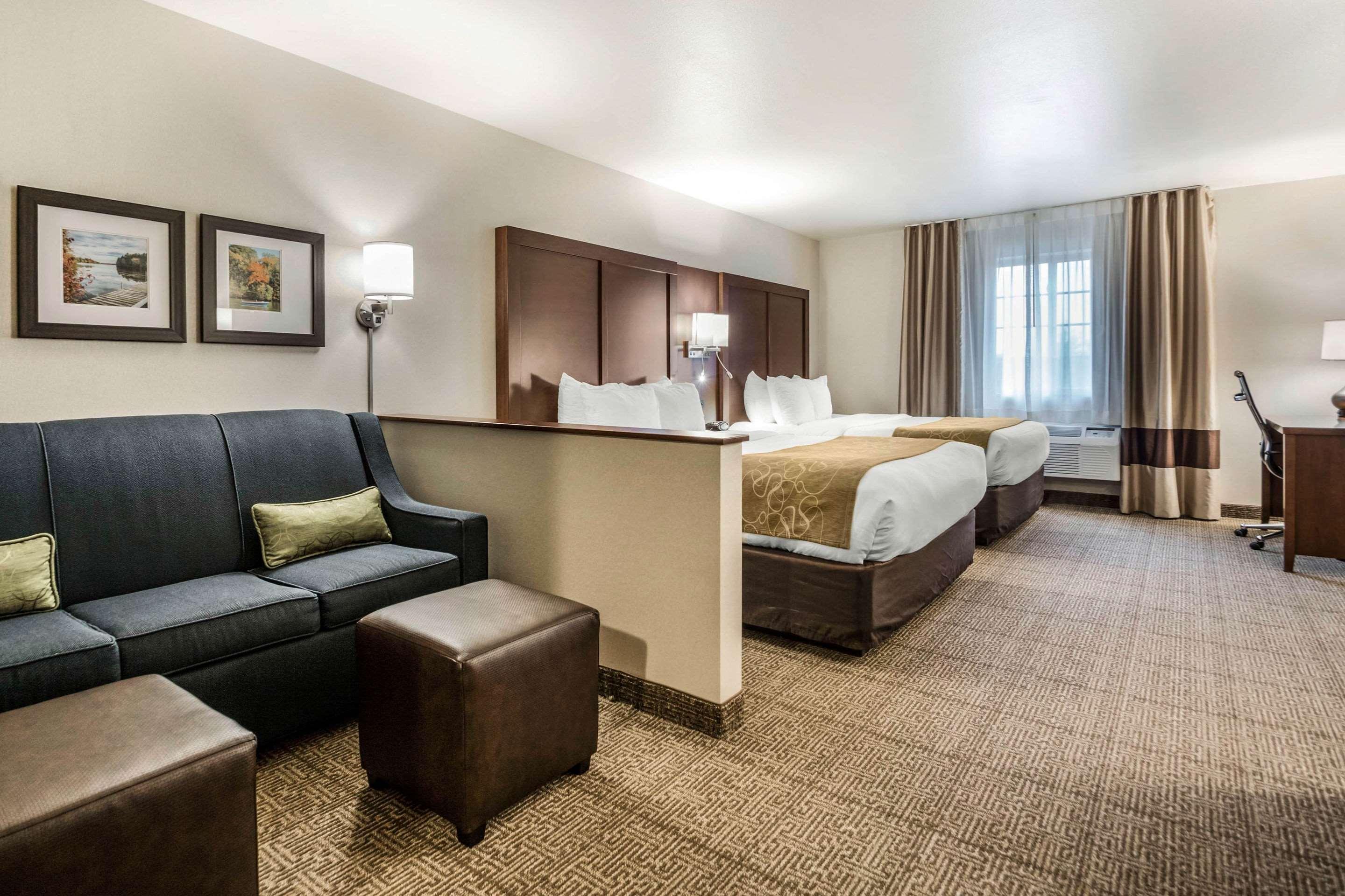 คอมฟอร์ต สวีท แอท พาร์ 4 รีสอร์ต Hotel Waupaca ภายนอก รูปภาพ