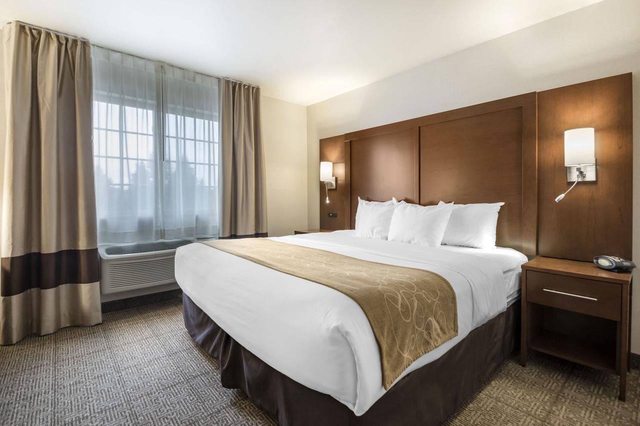 คอมฟอร์ต สวีท แอท พาร์ 4 รีสอร์ต Hotel Waupaca ภายนอก รูปภาพ